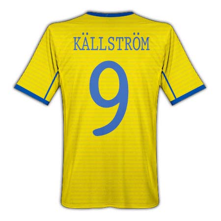 2010-11 Sweden Umbro Home Shirt (Kallstrom 9)