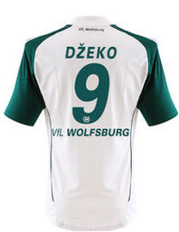 2010-11 Wolfsburg Adidas Home Shirt (Dzeko 9)