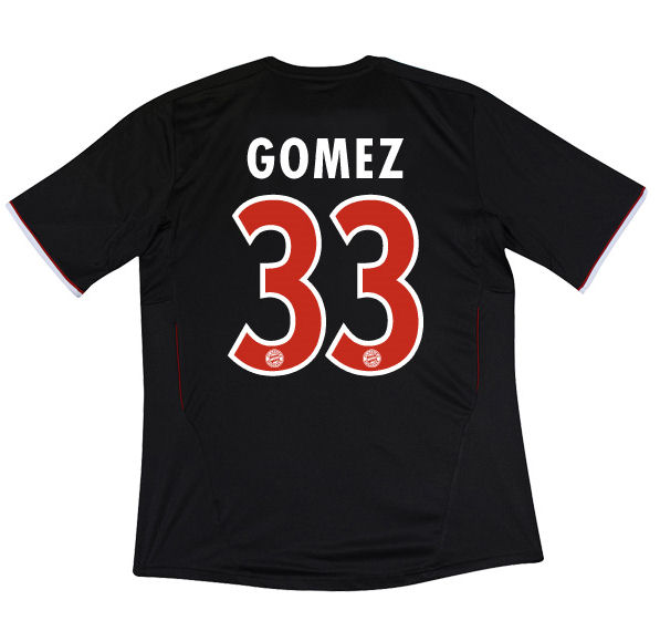 2011-12 Bayern Munich UCL Shirt (Gomez 33)