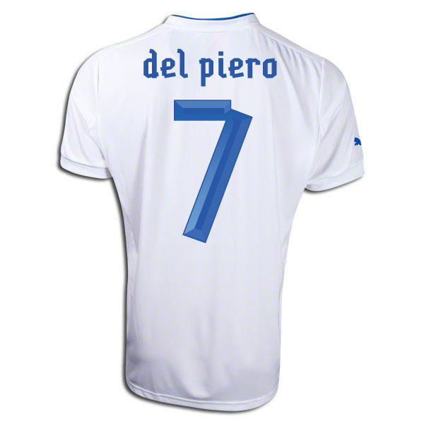 2012-13 Italy Away Football Shirt (Del Piero 7)