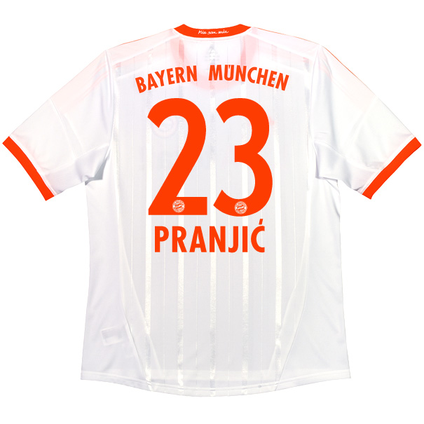 2012-13 Bayern Munich Away Shirt (Pranjic 23)