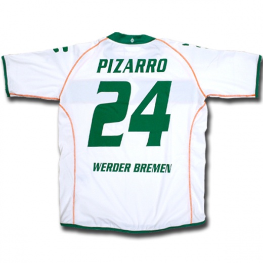 08-09 Werder Bremen home (Pizarro 24)