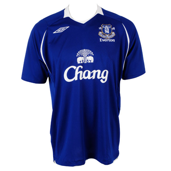 08-09 Everton home (Jo 11)
