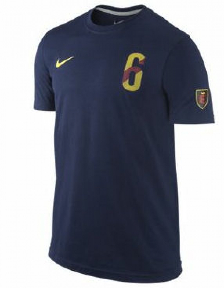 2012-13 Spain Andres Iniesta Hero T-Shirt (Navy)